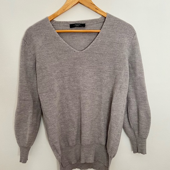 Weekend by Max Mara sweater. Size S. - Picture 2 of 8